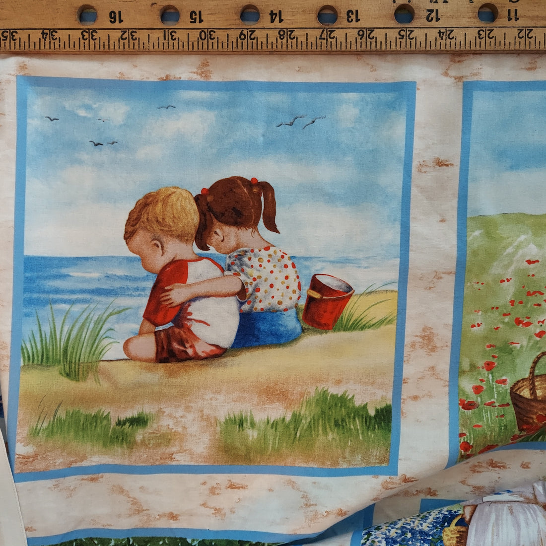 Elizabeth's Studio Childhood Memories 24" PANEL 1469 Cream